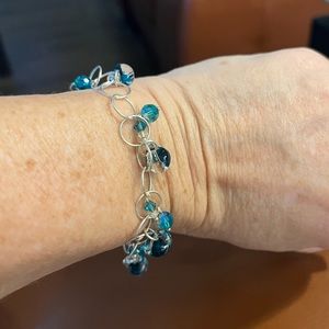 Pretty turquoise glass bead bracelet